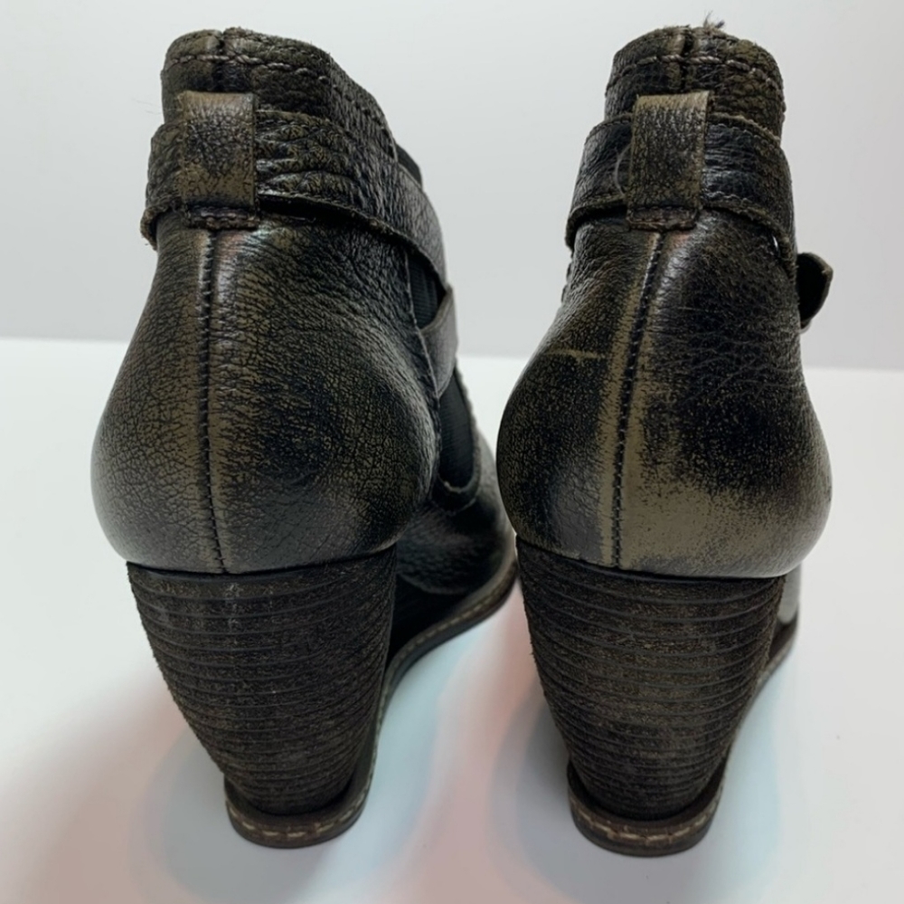 Schules & Sons Metallic Bronze-Brown Wedge Booties! (Size 9) - Picture 4 of 6